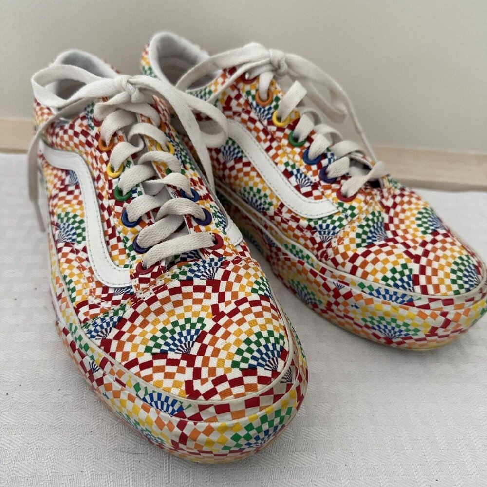 Vans Old Skool Platform (Pride) Mens Size 6.5 Womens Size 8.0